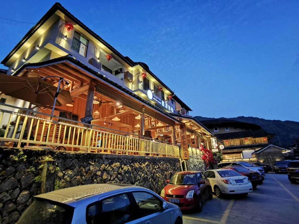 Nanjing Tulou Xinyuan HomeStay Luaran gambar